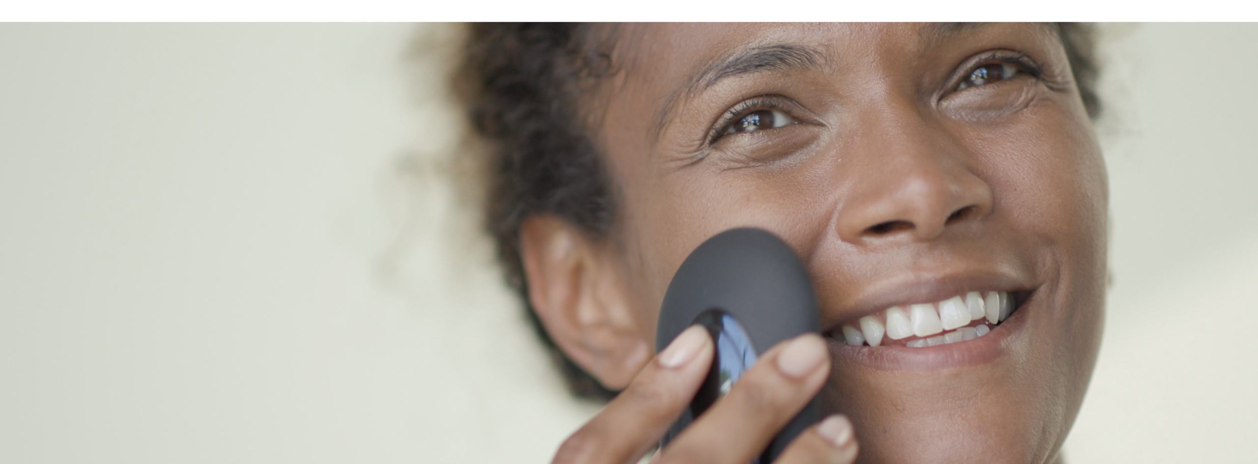 How To Use A Facial Cleansing Brush