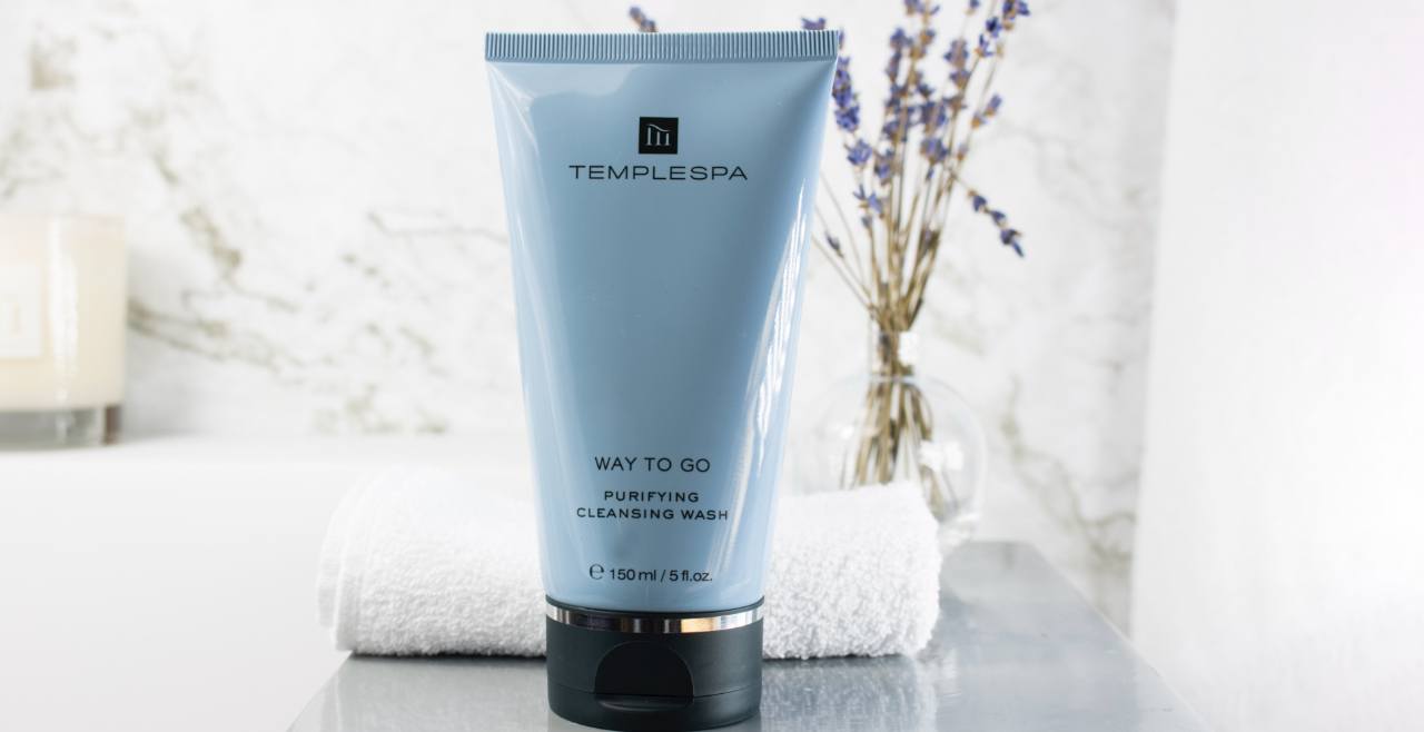 Discover our oily skin cleanser